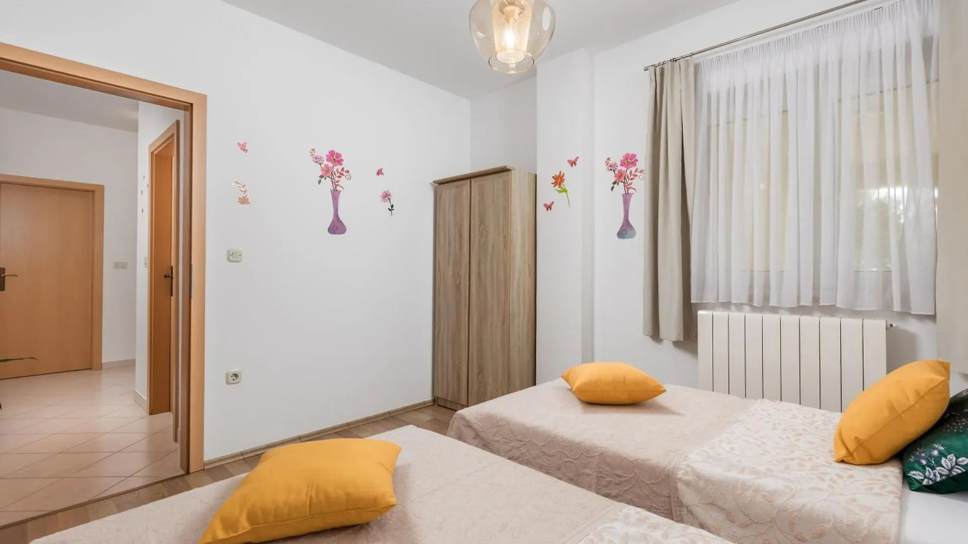 Apartments And Rooms With Parking Space Kraljevica - 17589