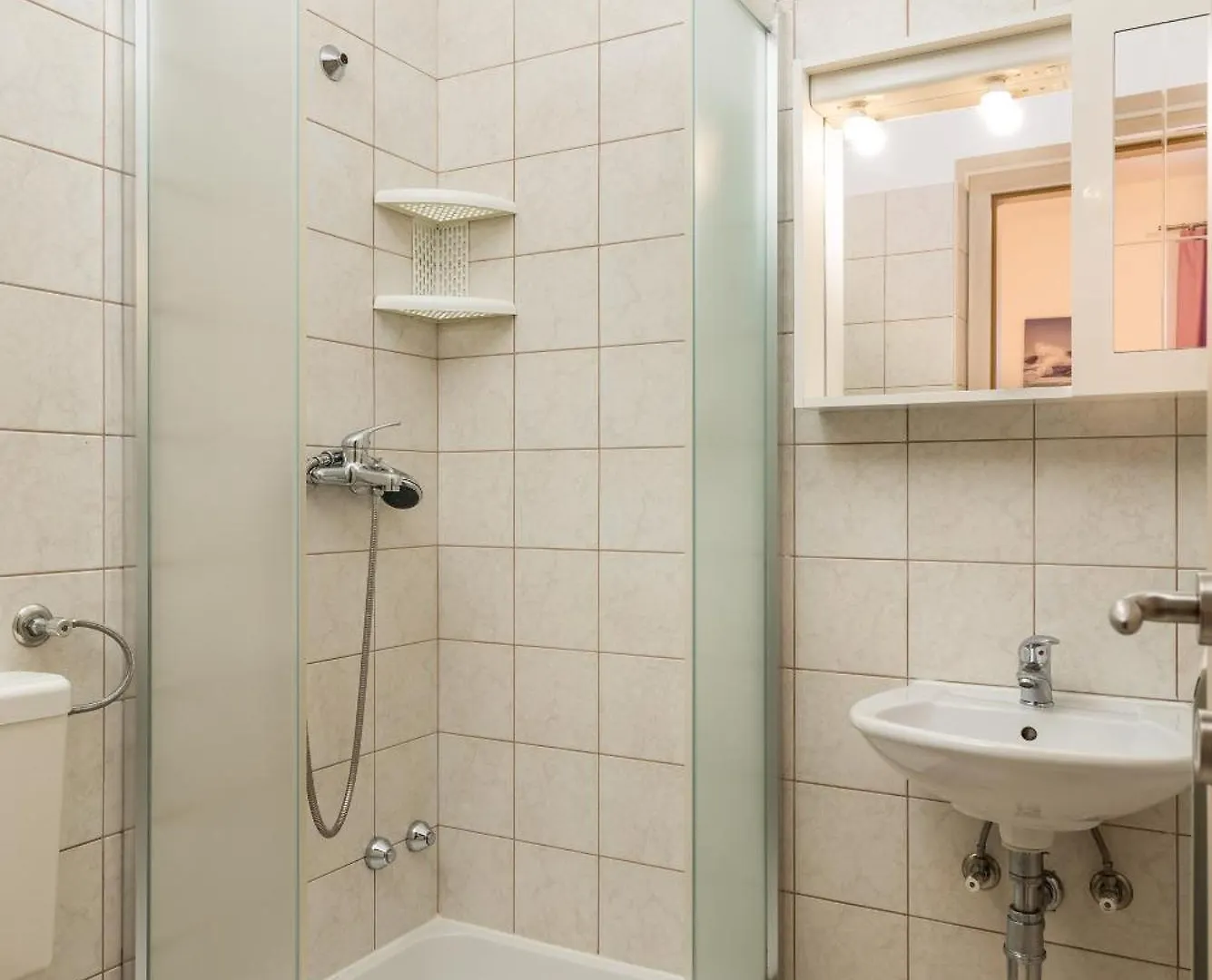 Apartments And Rooms With Parking Space Kraljevica - 17589 Croatia